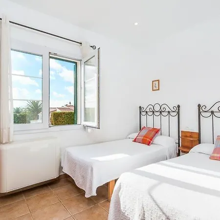 Torre Soli Nou Sleeps 10 Pool Air Con Wifi *