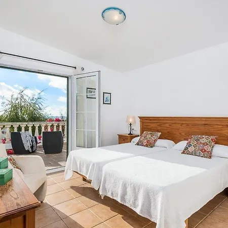Villa Torre Soli Nou Sleeps 10 Pool Air Con Wifi *